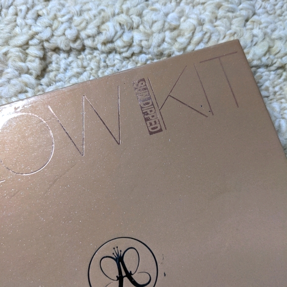 ABH Glow Kit in Sun Dipped - Picture 2 of 3